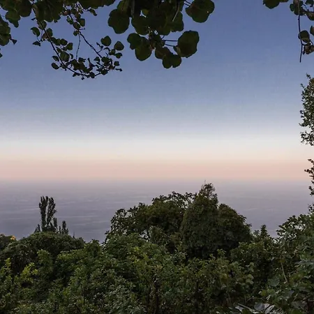 Meli Sea-view 別荘